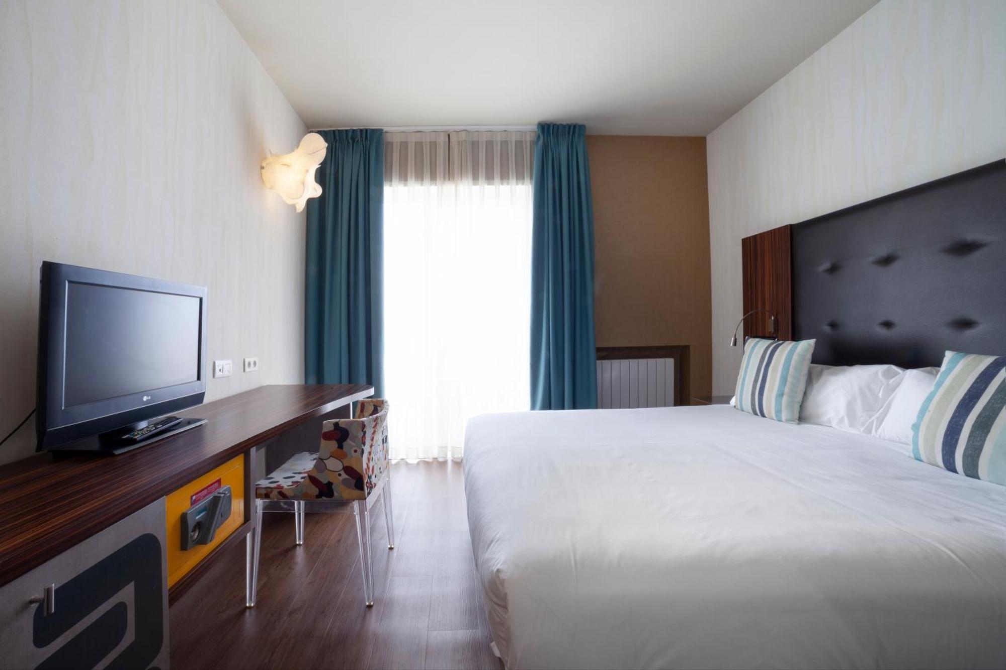 Petit Palace Tamarises Getxo Habitación foto